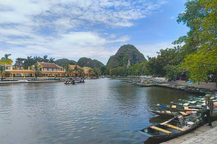 Tam Coc & Mua Cave Day Trip from Hanoi — Boat, Biking & Hoa Lu Ancient Capital photo 2