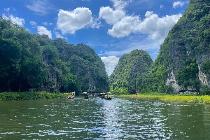 Tam Coc & Mua Cave Day Trip from Hanoi — Boat, Biking & Hoa Lu Ancient Capital