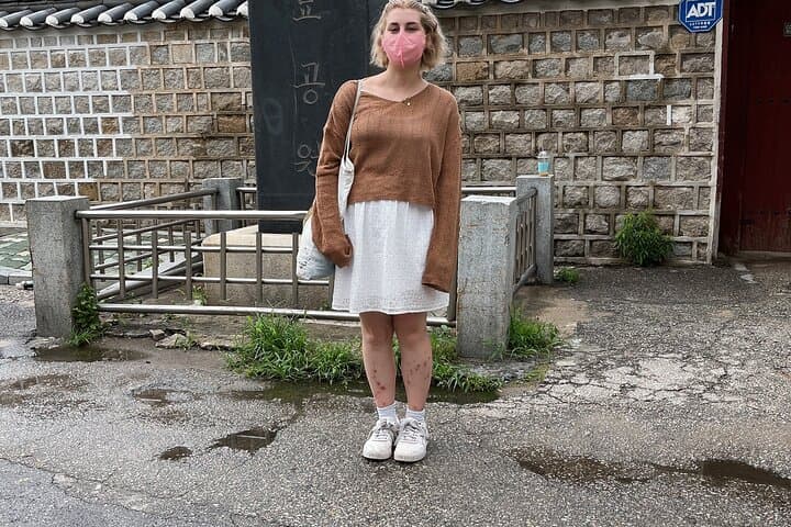 Seoul Street Hustle: Hands-On Urban Earning Experience with Local Guides photo 4