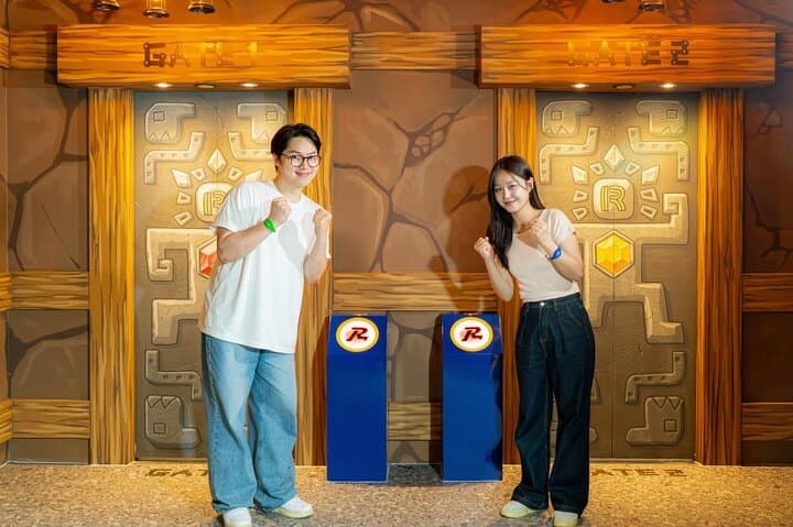 Insadong Running Man Experience: Interactive Urban Game in Seoul photo 3