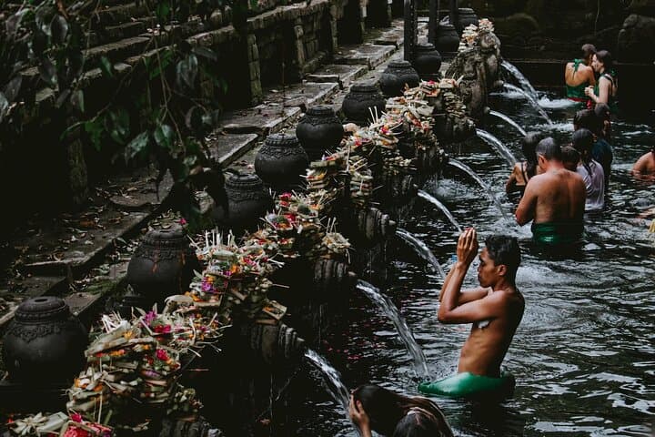 Ubud Day Tour: Monkey Forest, Tirta Empul & Tegalalang Rice Terraces — Waterfalls, Temples & Culture photo 3