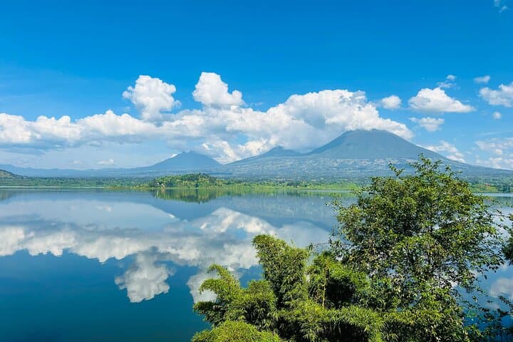 Twin Lakes of Ruhondo and Burera: Day Hike, Canoe & Volcano Views from Kigali photo 5
