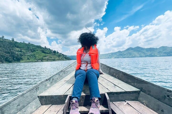 Twin Lakes of Ruhondo and Burera: Day Hike, Canoe & Volcano Views from Kigali