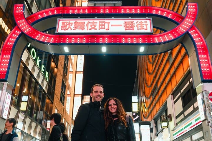 Shinjuku Night Walking Tour: Golden Gai, Omoide Yokocho & Local Culture