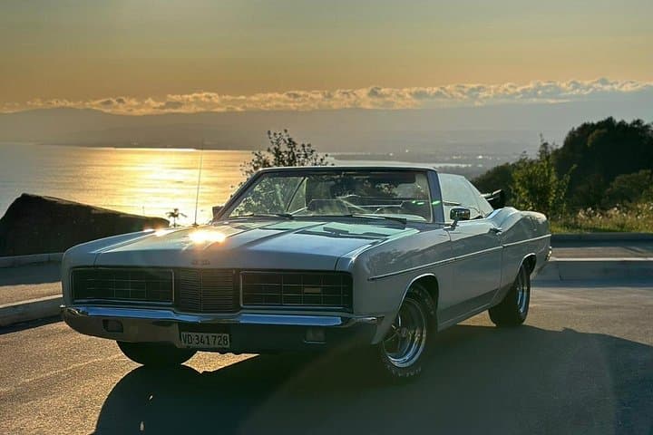 Geneva Vintage Car Experience: 1970s Ford XL Chauffeur Tour photo 2