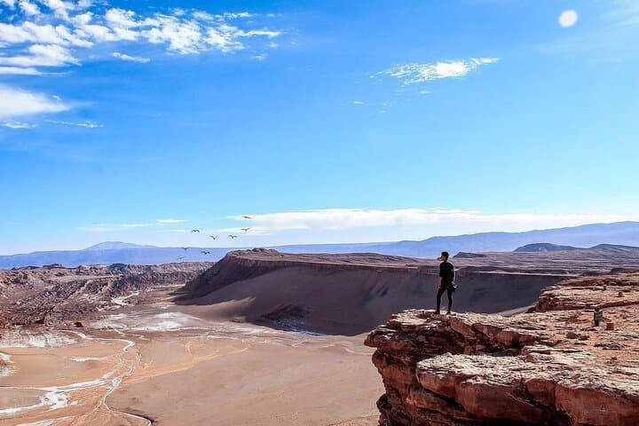 Valle de la Luna Sunset Tour: Atacama Dune Picnic & Mirador de Kari photo 1