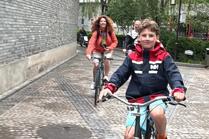 Hutong Bike Tour Beijing: Explore Historic Alleyways and Street Food photo 6