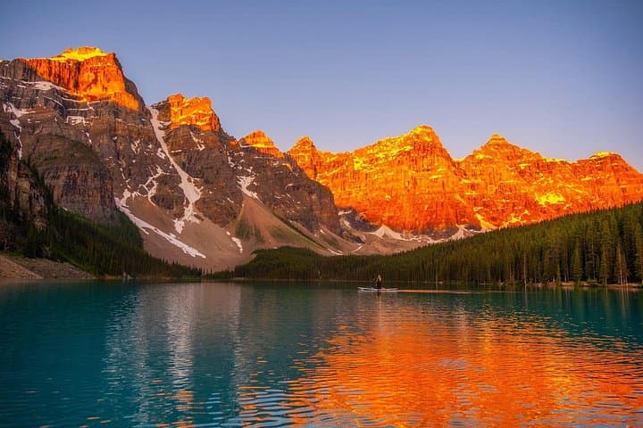 Calgary to Lake Louise, Moraine & Emerald Lake: Day Trip Guide photo 4