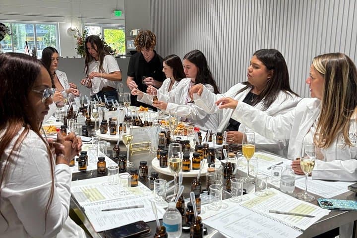 create-your-own-perfume-in-nashville-fragrance-101-at-tijon photo 3