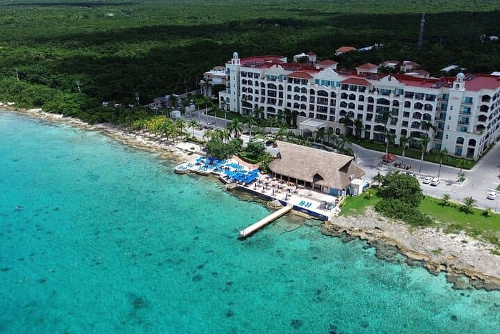 Money Bar Beach Day Pass: Snorkel, Kayak & Paddleboard in Cozumel