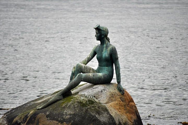 Stanley Park Self-Guided Smartphone Audio Tour: Seawall, Totems & Hidden History photo 2
