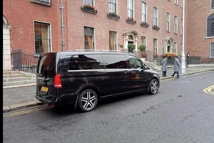 Belfast to Dublin Private Airport Transfer — Door-to-Door Chauffeur Service photo 1