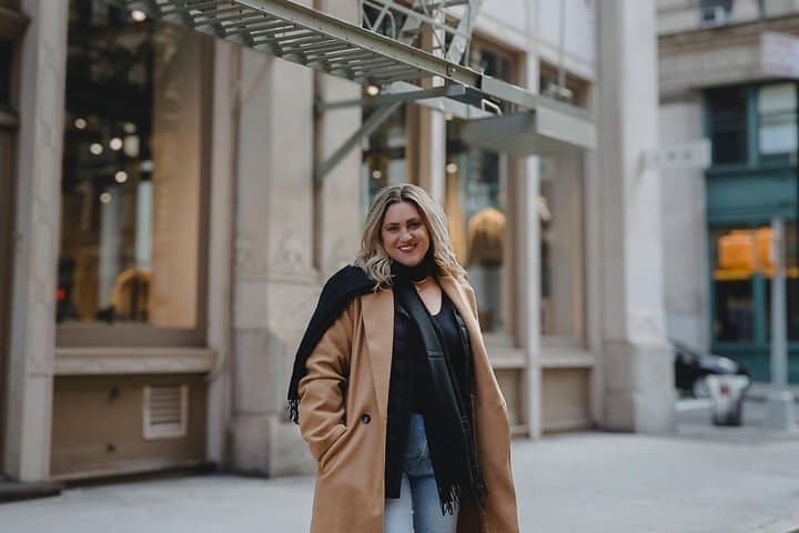 Personalized NYC Photoshoot: Private 60-Minute Session at Iconic New York Locations photo 4