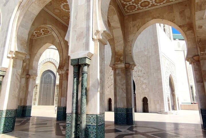 Marrakech to Casablanca Day Trip: Hassan II Mosque & La Corniche Coastal Visit photo 4