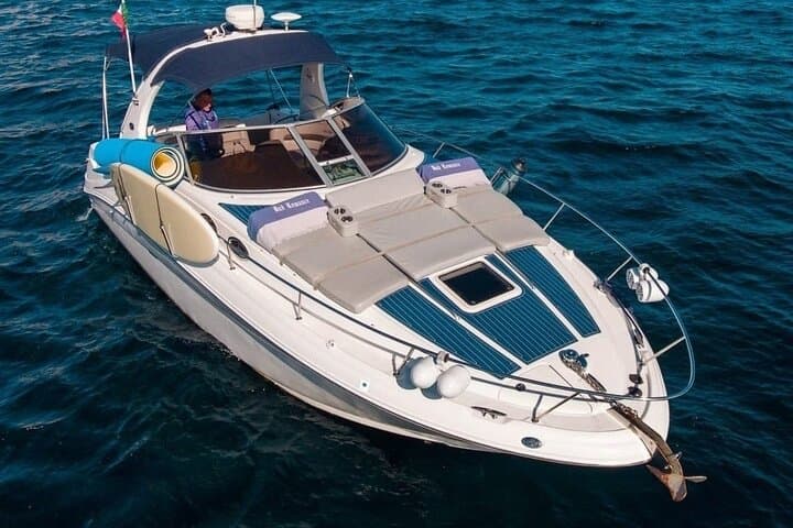 Cabo San Lucas Private Yacht Beach Tour — El Arco, Sea Lions & Snorkeling