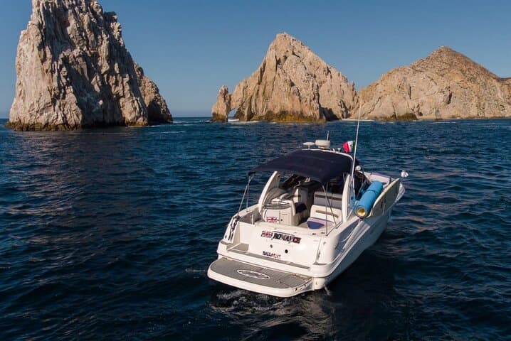 Cabo San Lucas Private Yacht Beach Tour — El Arco, Sea Lions & Snorkeling photo 2