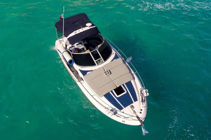 Cabo San Lucas Private Yacht Beach Tour — El Arco, Sea Lions & Snorkeling photo 6