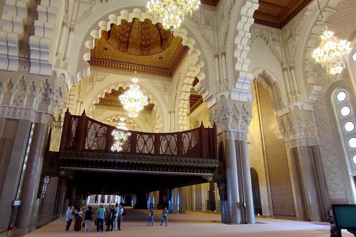 Casablanca Day Trip from Marrakech: Hassan II Mosque, Ain Diab Corniche & Art Deco photo 5