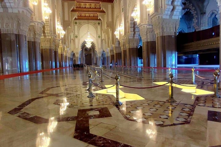 Casablanca Day Trip from Marrakech: Hassan II Mosque, Ain Diab Corniche & Art Deco photo 6