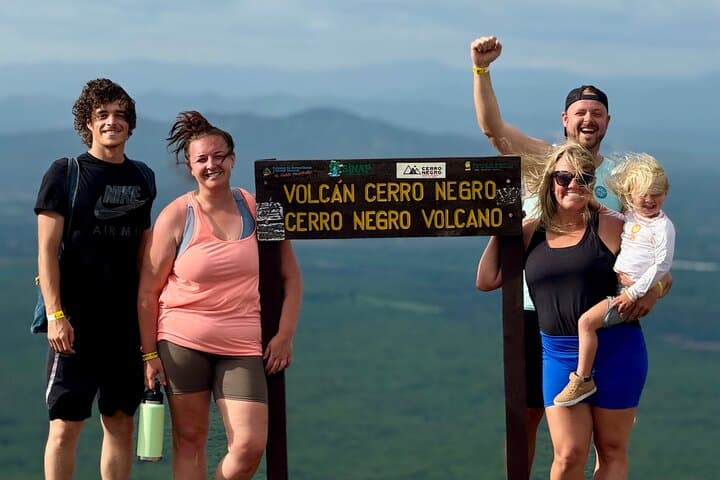 Cerro Negro Volcano Boarding: Private Descent from Nicaragua's Youngest Volcano photo 6