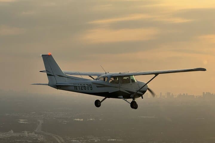 Miami Night Lights Airplane Tour with Champagne — 50-Min Scenic Flight photo 3