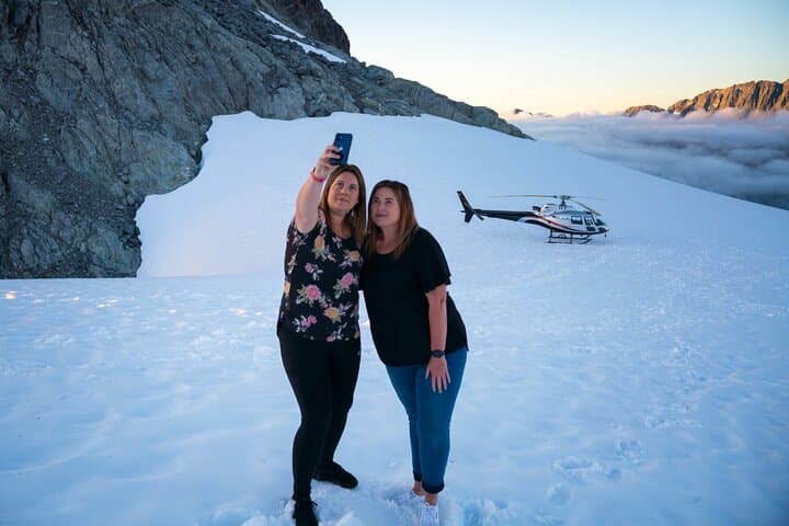 Milford Sound Grand Tour Helicopter: Mitre Peak, Sutherland Falls & Glacier Landings photo 6