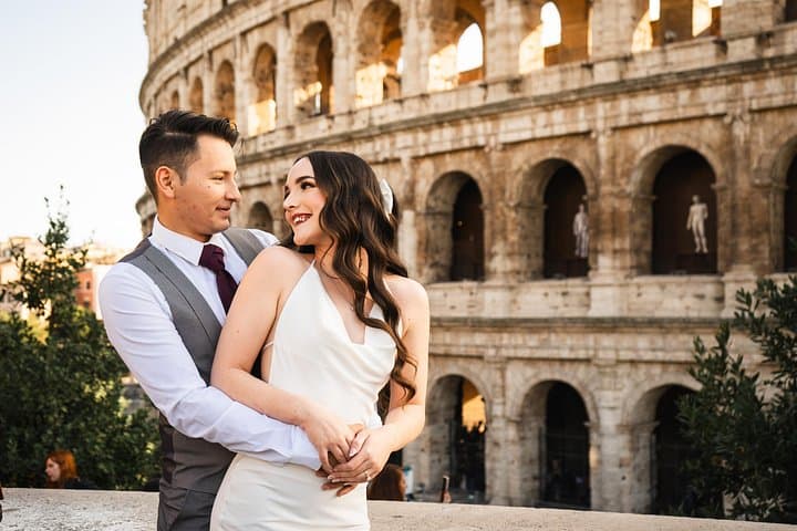 Colosseum Photoshoot: Capture Rome's Iconic Facade with a Local Photographer photo 1