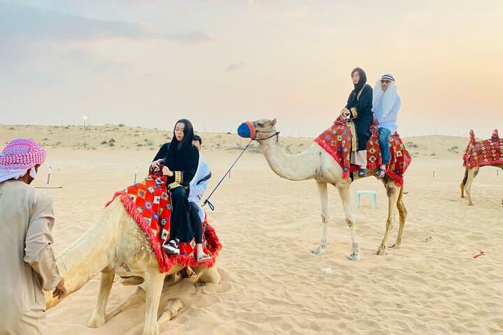 Dubai Red Dune Bashing Sunset Safari — Lahbab Red Desert Photography photo 4