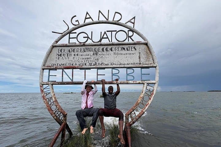 Equator Island Tour: Entebbe Lake Victoria Boat Cruise & Birdwatching