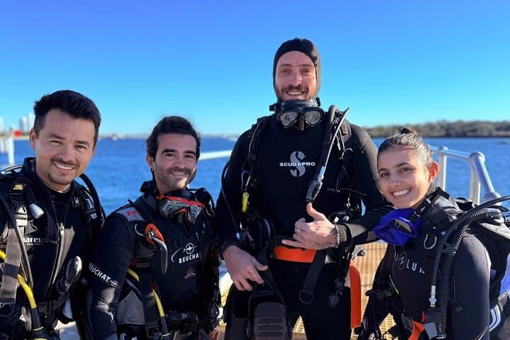 Gold Coast Open Water Dive Certification to Cook Island: 3-Day SSI Course photo 2