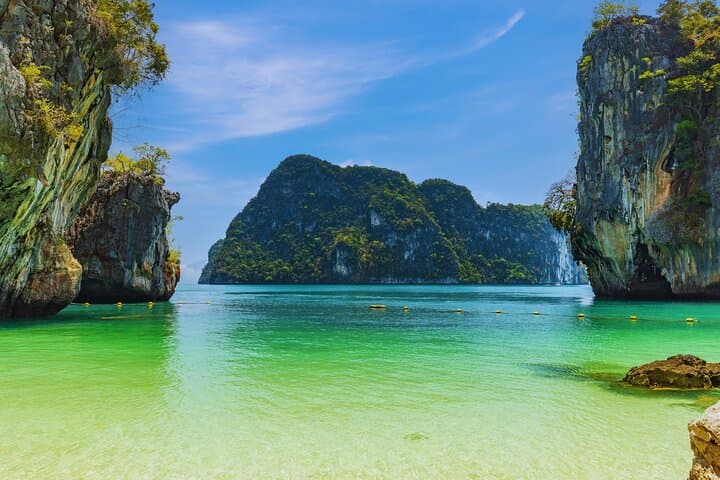 Hong Islands Earlybird Speedboat Tour with Beach Breakfast from Ao Nang photo 1