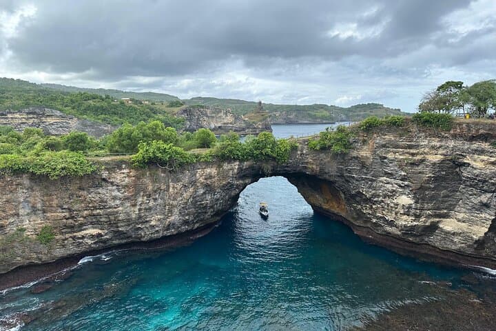 Nusa Penida Day Trip — Kelingking, Broken Beach & Angel's Billabong in a Day photo 4