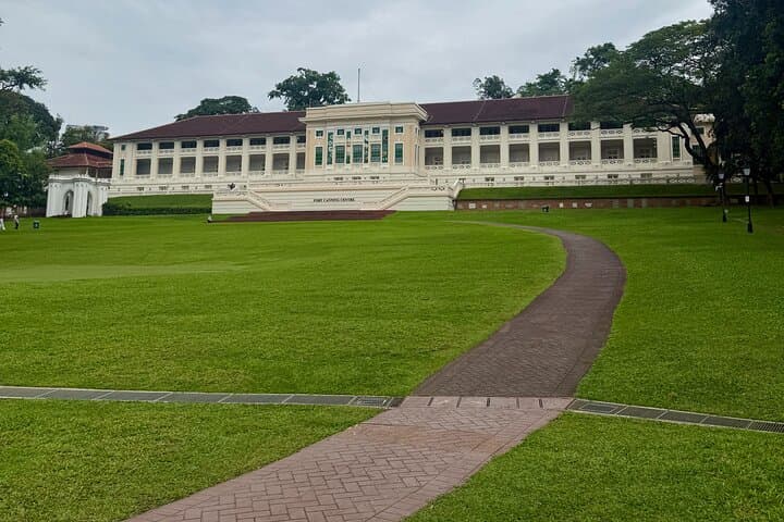 Fort Canning & Singapore River Walking Tour — History, Sights & Practical Tips photo 4