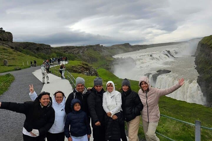 Private Golden Circle Tour: Thingvellir, Geysir & Gullfoss — A Tailored Day from Reykjavik photo 5