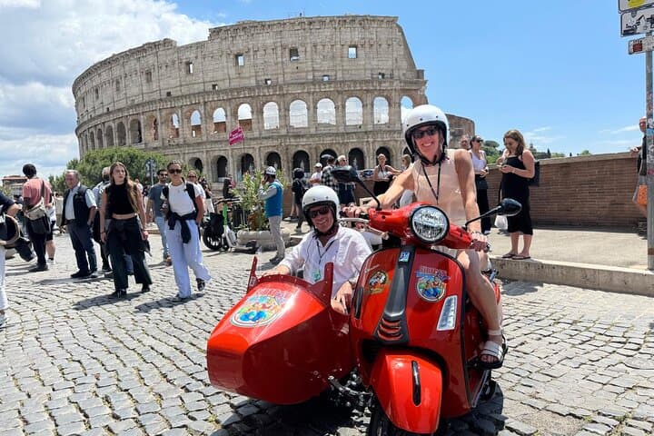 Vintage Vespa Sidecar Tour Through Rome’s Iconic Sights
