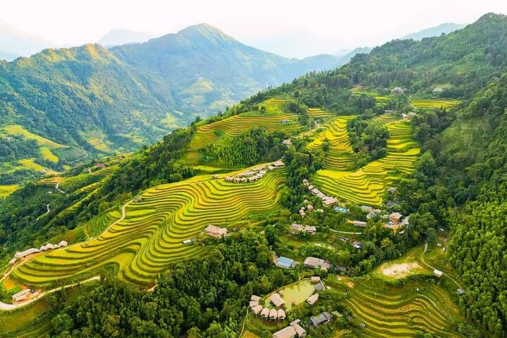 Ha Giang 3-Day Loop from Hanoi — Ma Pi Leng, Dong Van & Nho Que River photo 5