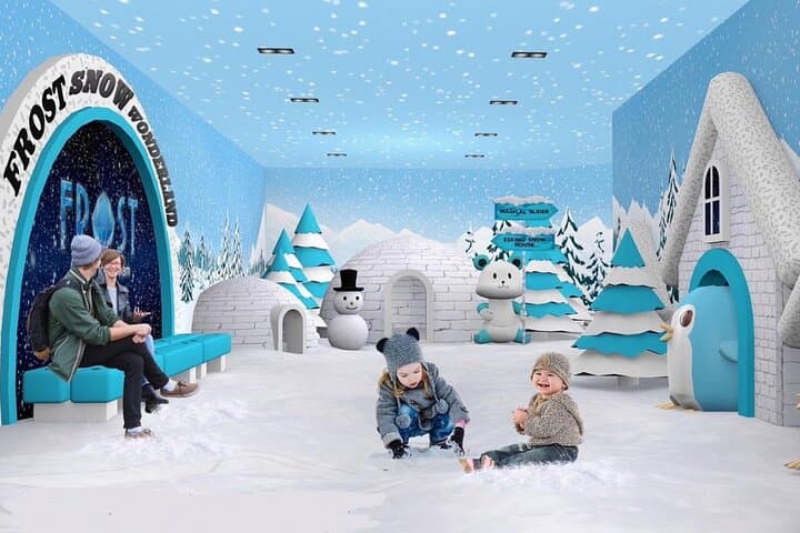 Frost Magical Ice of Siam: Beat the Heat with a -10°C Ice Experience in Pattaya photo 3