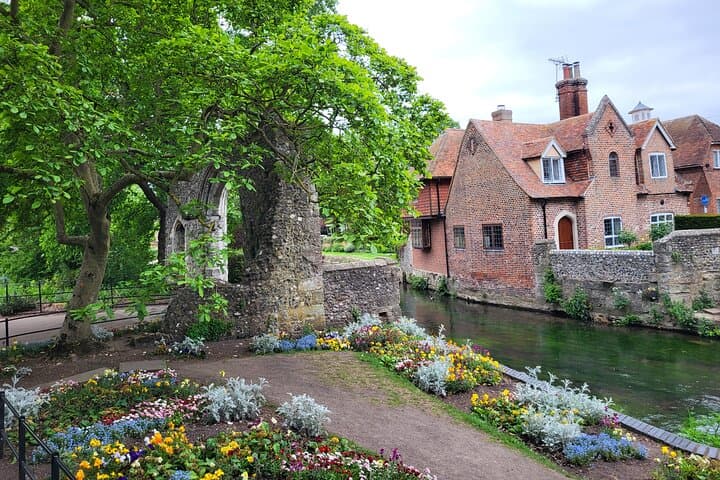 Leeds Castle, Canterbury & White Cliffs — Private Day Tour from Dover photo 2
