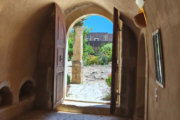 Rethymno Day Tour: Arkadi Monastery, Margarites Pottery & Melidoni Cave photo 6