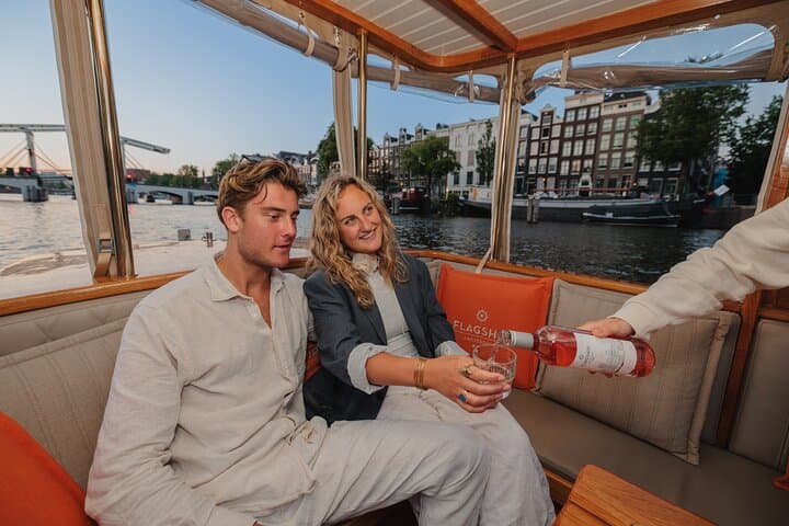 Evening Electric Canal Cruise in Amsterdam: 1-Hour Guided Tour with Onboard Bar photo 2
