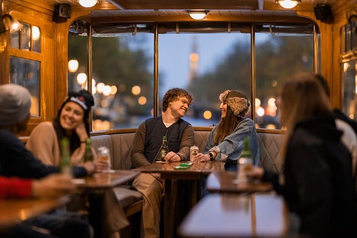Evening Canal Cruise in Amsterdam — 1-Hour Flagship Experience photo 4