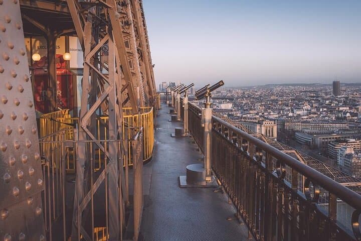 Skip-the-Line Eiffel Tower Access: Second Floor or Summit by Lift photo 5