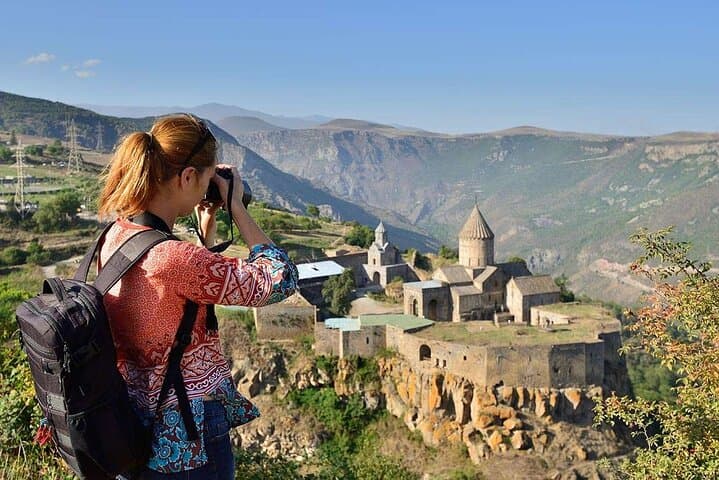 Big Day Trip Around Armenia — Noravank, Tatev Cable Car & Old Khndzoresk