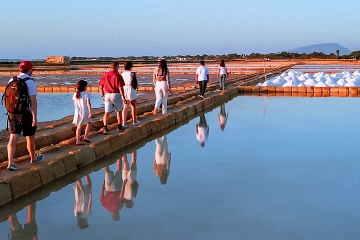 Sunset Salt Pan Walk Guided Tour of Marsala Stagnone Salt Pans photo 4