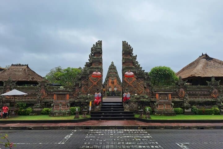 Private Bali Sightseeing Car Hire with English-Speaking Guide