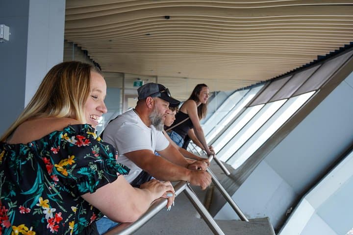 Toronto Day Tour — CN Tower, St. Lawrence Market & Harbour Cruise photo 2