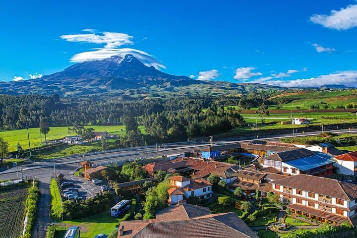 Ecuador Andes 8-Day Volcanoes Quilotoa Chimborazo Tour