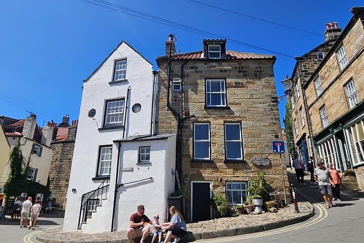 Small-Group North York Moors Day Tour: Whitby, Staithes & Robin Hood's Bay photo 2