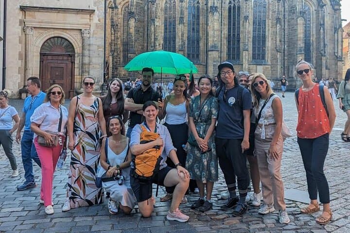 Prague Walk: Charles Bridge to Prague Castle — Private Guided Route & Tips photo 3