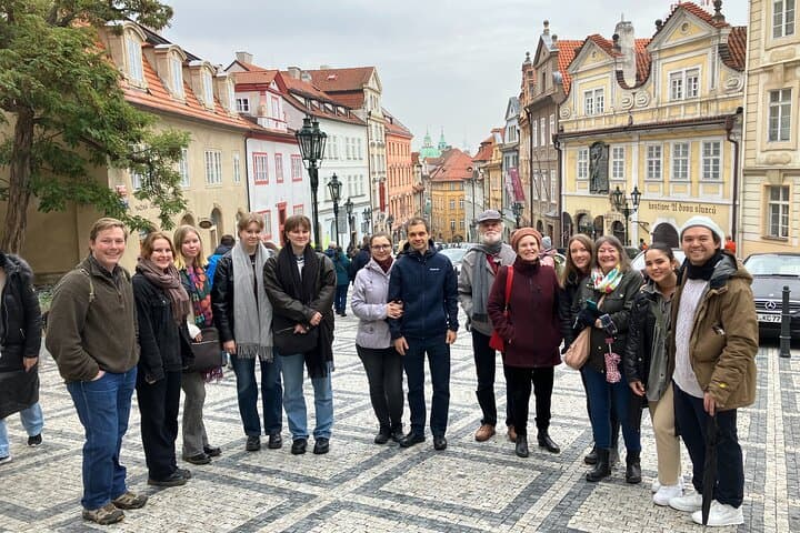 Prague Walk: Charles Bridge to Prague Castle — Private Guided Route & Tips photo 5